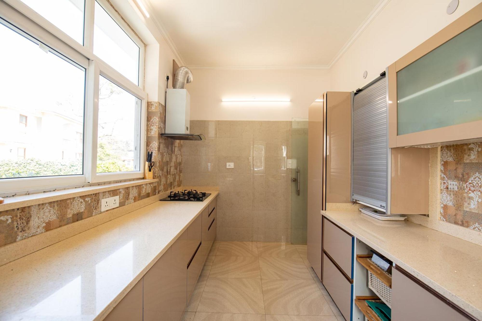 Lazy Fox Hideout - Panoramic View Cottage เดห์ราดุน ภายนอก รูปภาพ
